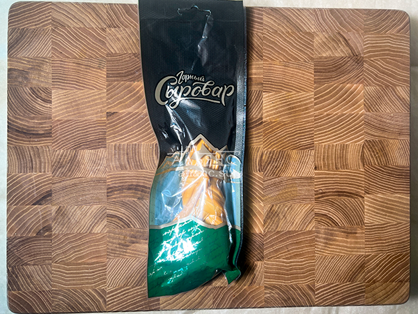 Сыр 100 гр ГОРНЫЙ СЫРОВАР (Косичка копчёная) в Щелково